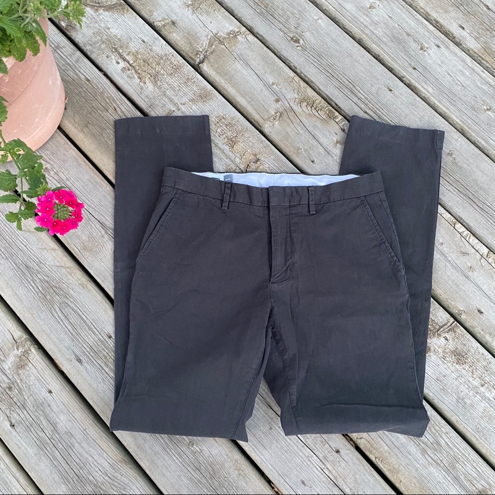 SOLD Old Navy Slim Casual Pants Chinos 32x34 Mens - Picture 1 of 6